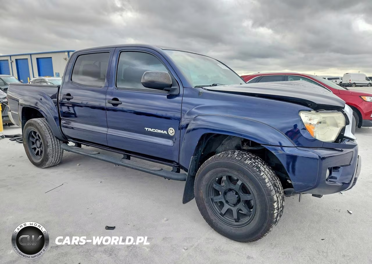 2013 Toyota Tacoma Double Cab Prerunner VIN:3TMJU4GN7DM139546 - 4