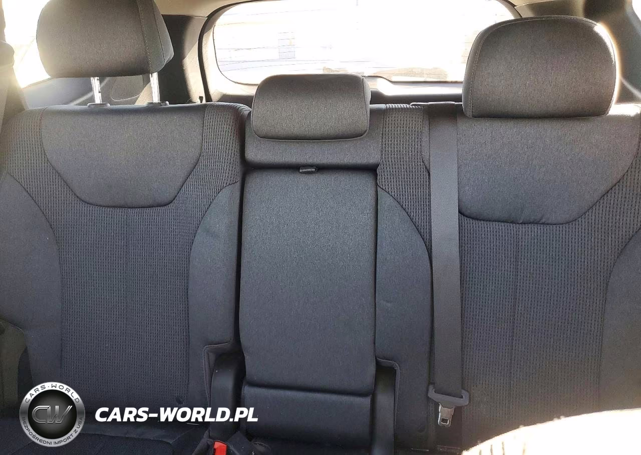 2019 Hyundai Santa Fe Se VIN:5NMS2CAD3KH114471 - 10
