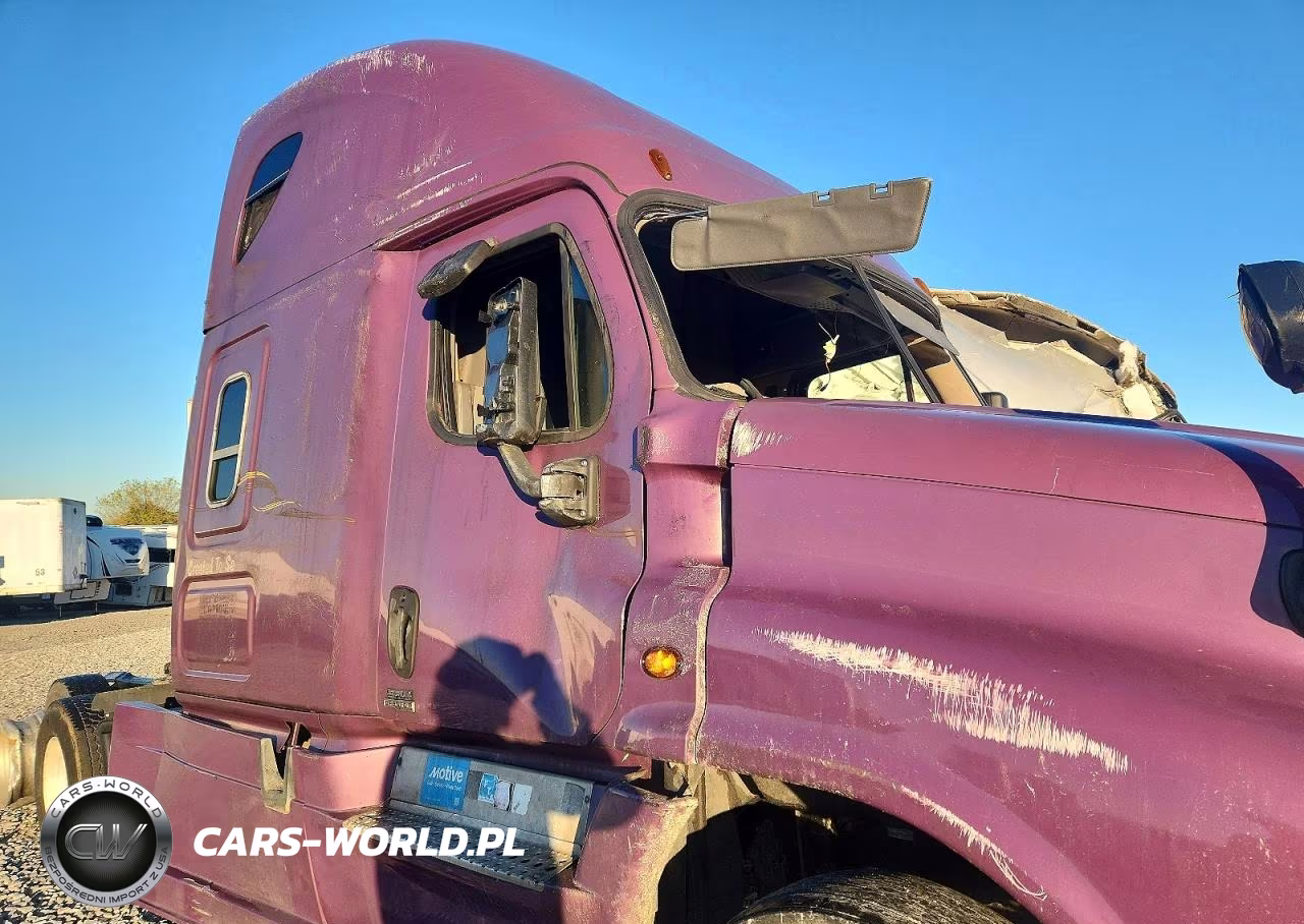2015 Freightliner Cascadia 125 VIN:3AKJGLD54FSFN3099 - 13