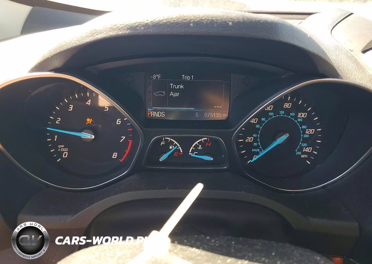 2016 Ford Escape Titanium VIN:1FMCU0J95GUB08272 - 9
