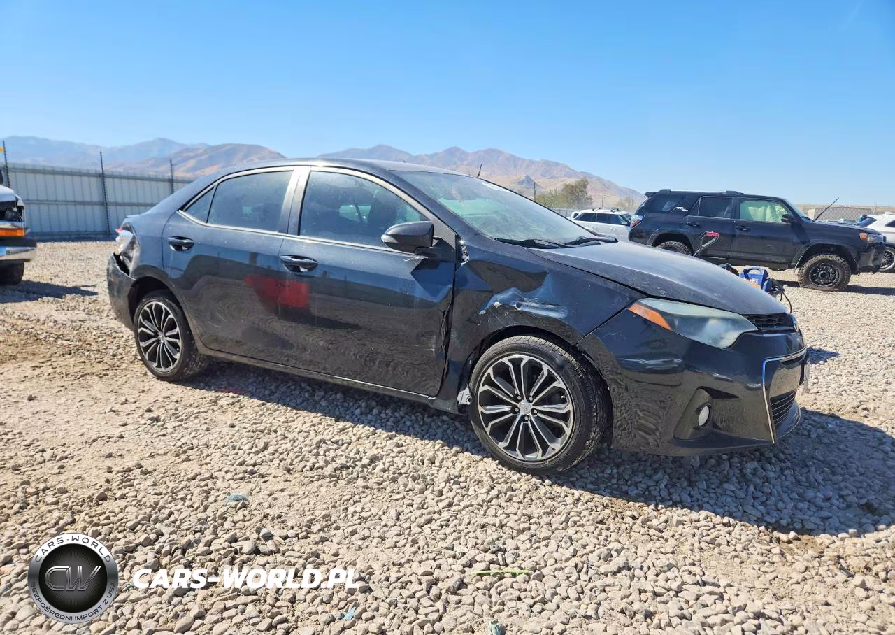 2016 Toyota Corolla S Plus VIN:5YFBURHE0GP420746 - 4