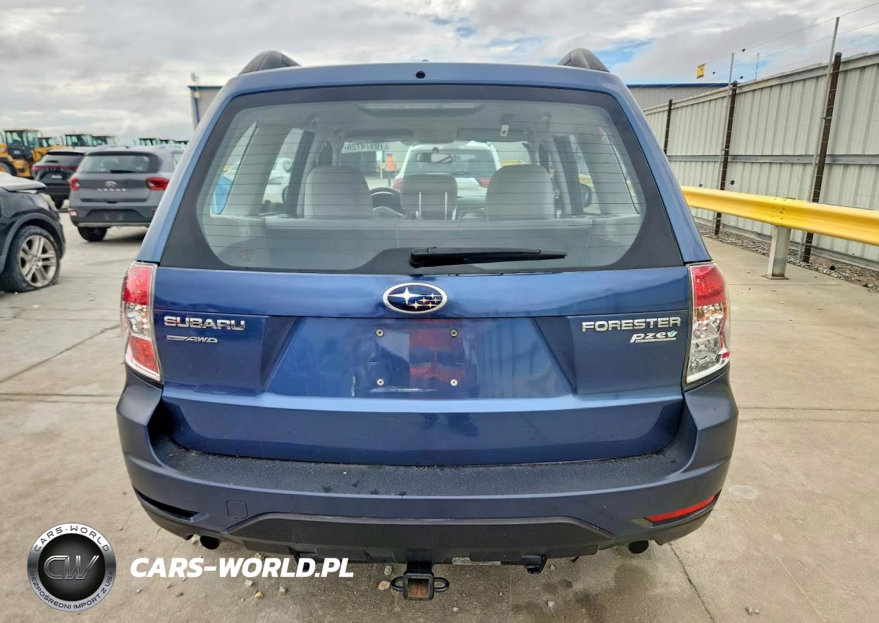 2013 Subaru Forester 2.5X VIN:JF2SHABC7DH404842 - 6