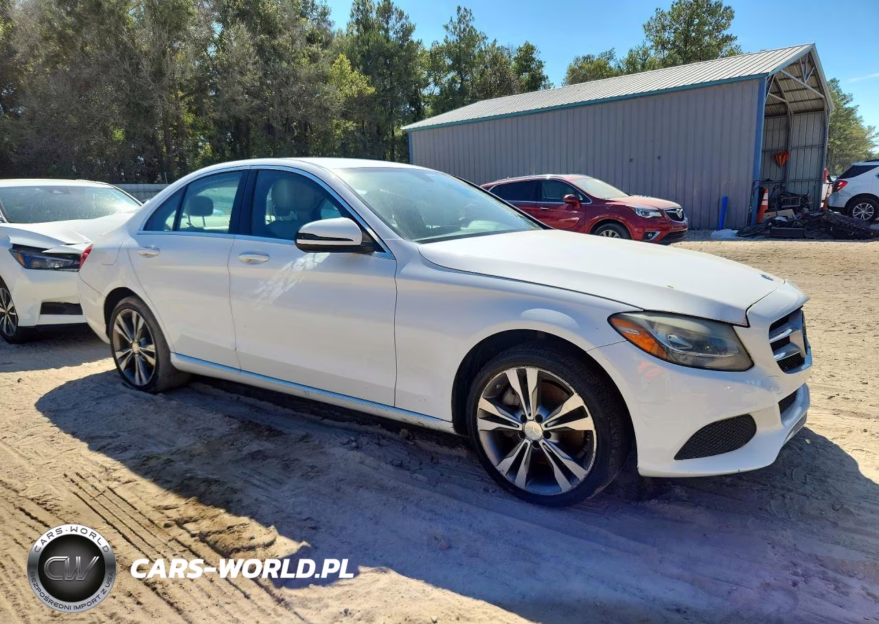 2016 Mercedes-Benz C 300 4Matic VIN:55SWF4KB0GU169315 - 4