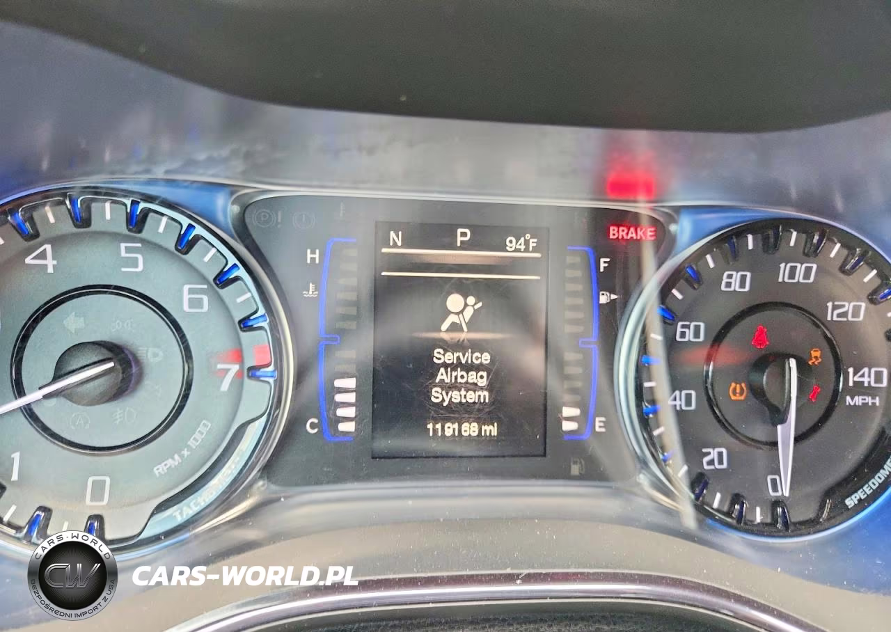 2015 Chrysler 200 S VIN:1C3CCCBG8FN758796 - 9