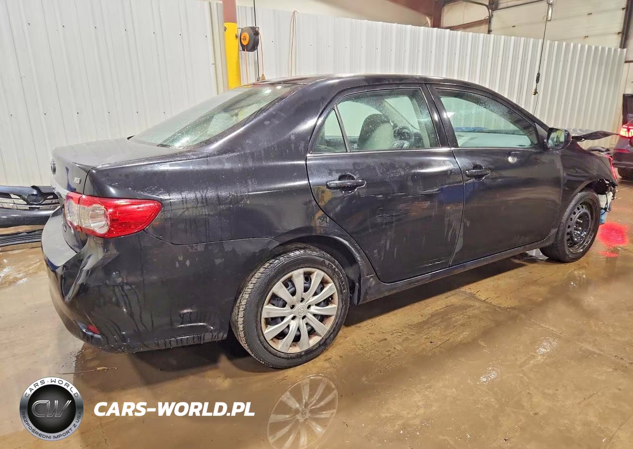2013 Toyota Corolla Le VIN:2T1BU4EE6DC051913 - 3