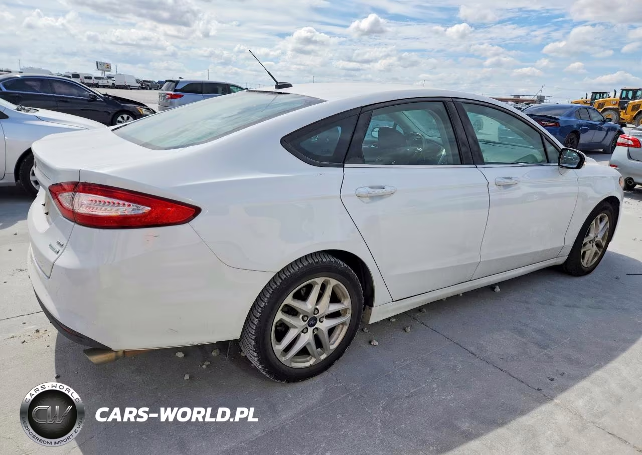 2013 Ford Fusion Se VIN:3FA6P0HR4DR285578 - 3