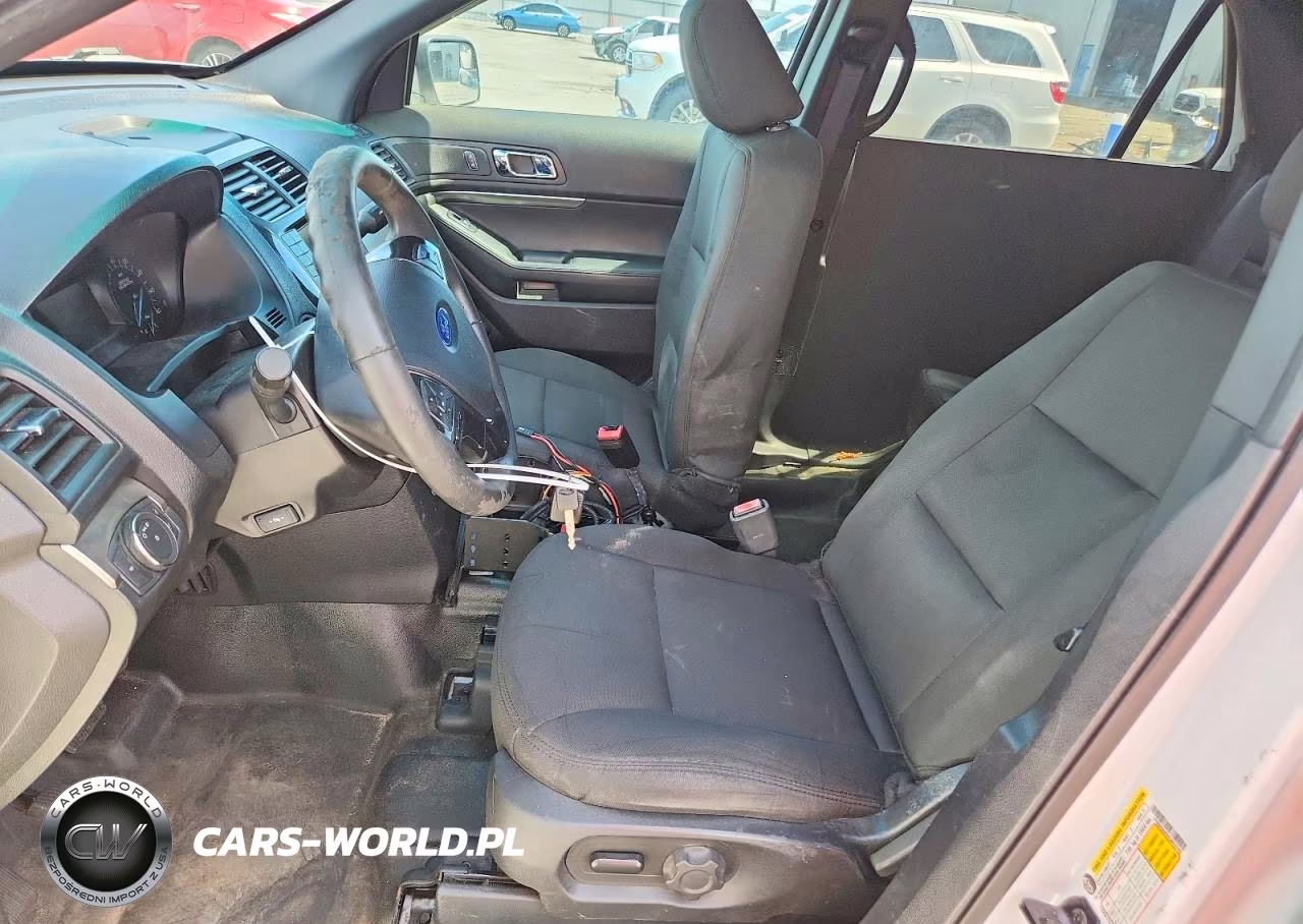 2019 Ford Explorer Police Interceptor VIN:1FM5K8AR4KGB44345 - 7