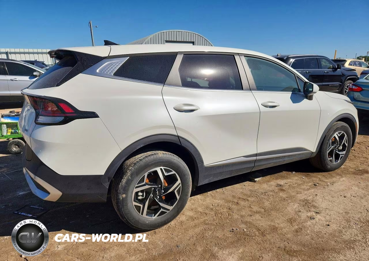 2024 Kia Sportage Lx VIN:KNDPUCDF4R7261896 - 3