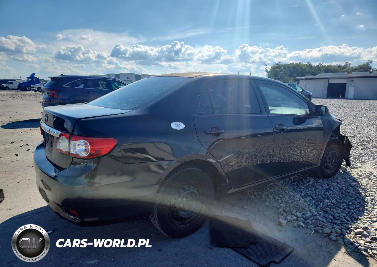 2013 Toyota Corolla L VIN:2T1BU4EE2DC973417 - 3