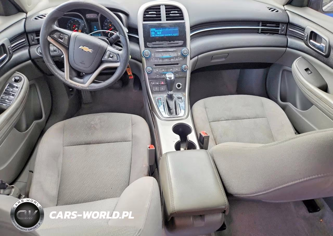 2013 Chevrolet Malibu Ls VIN:1G11B5SA3DF344113 - 8
