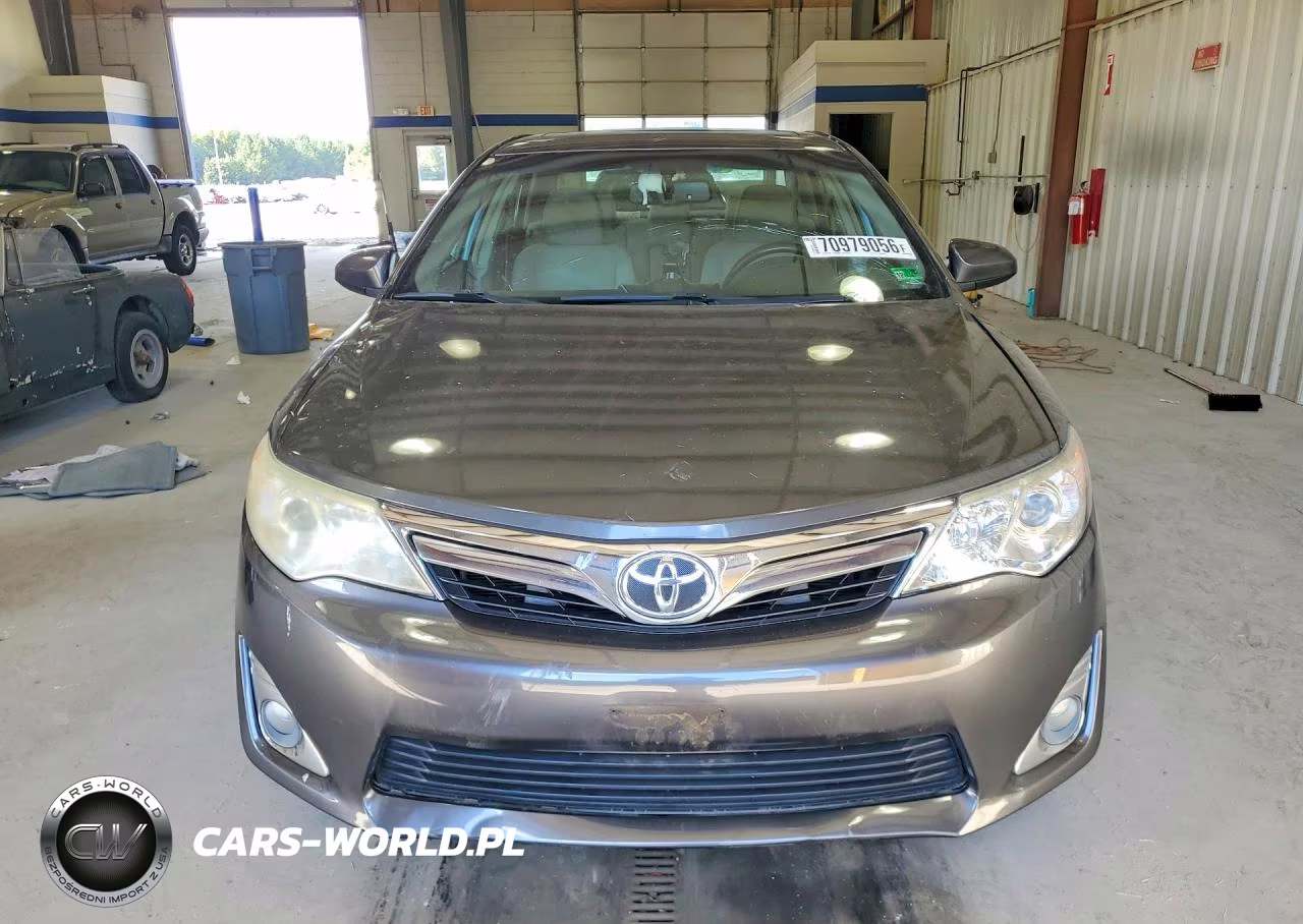 2014 Toyota Camry Xle VIN:4T1BF1FK9EU469783 - 5