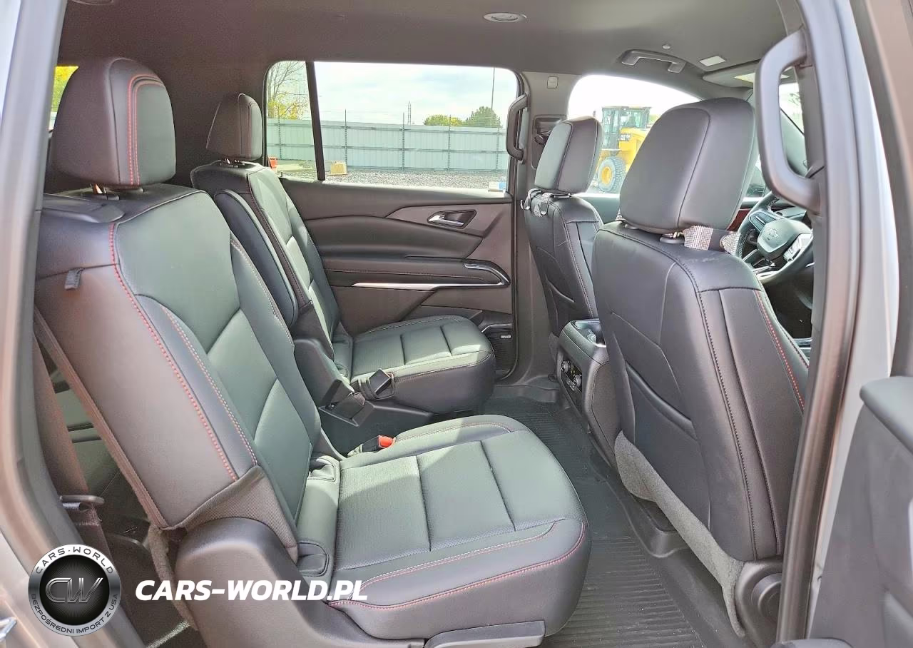 2026 Chevrolet Traverse Z71 VIN:1GNEVJKS3TJ288159 - 11