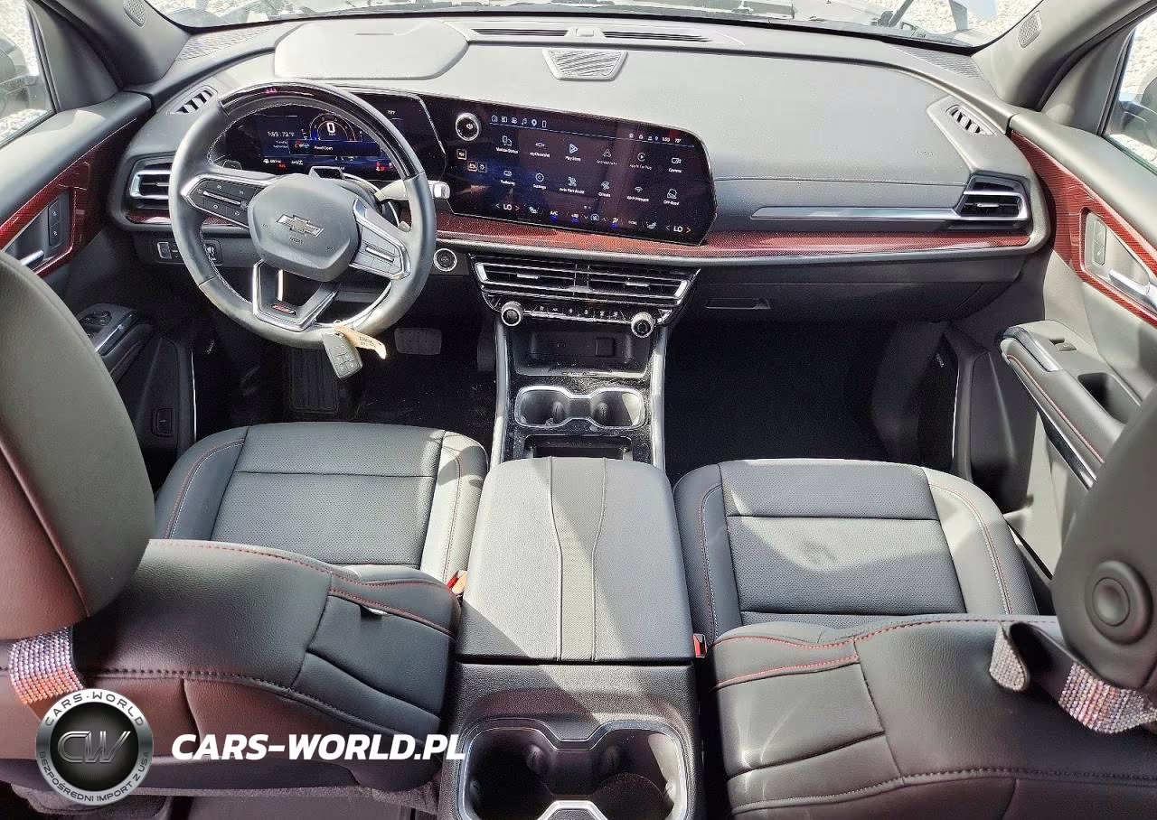 2026 Chevrolet Traverse Z71 VIN:1GNEVJKS3TJ288159 - 8