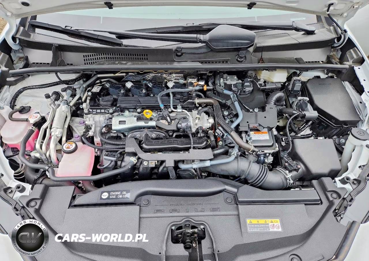 2025 Toyota Prius Plug-In Hybrid Se VIN:JTDACACU2S3053185 - 11