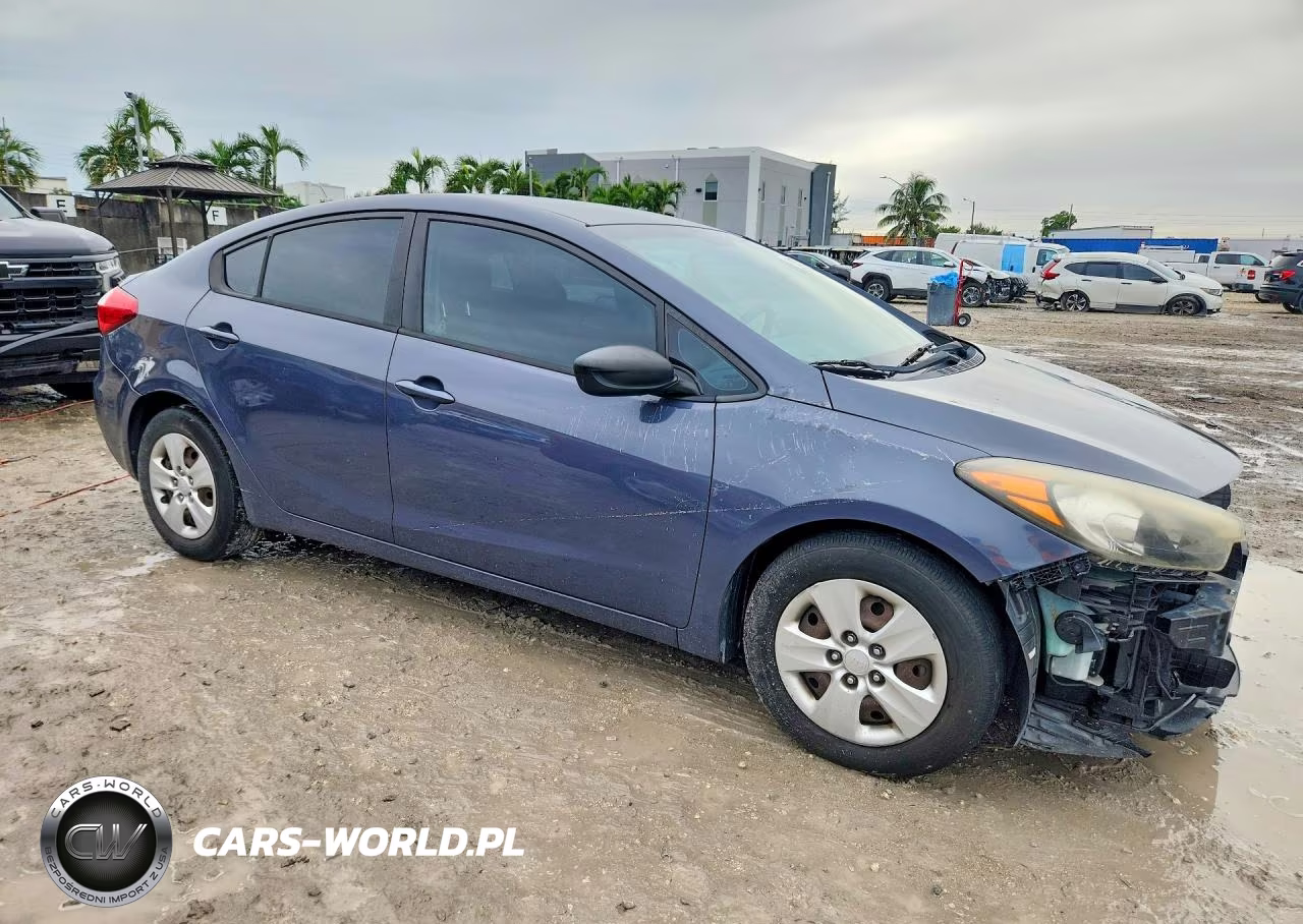 2015 Kia Forte Lx VIN:KNAFX4A6XF5430403 - 4