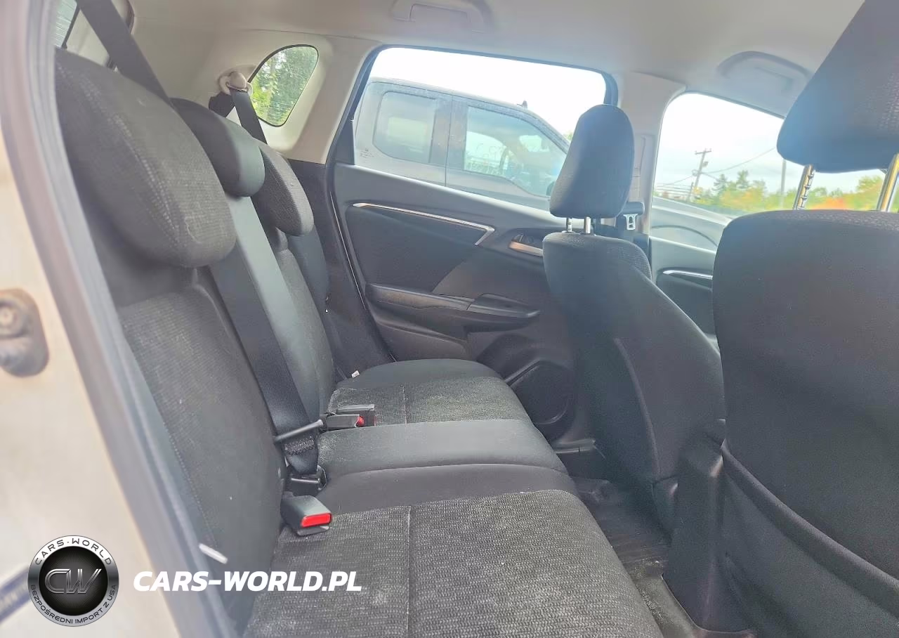 2015 Honda Fit Lx VIN:3HGGK5H54FM771557 - 10