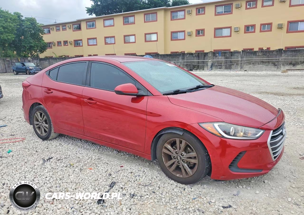 2018 Hyundai Elantra Sel VIN:5NPD84LF9JH374841 - 4