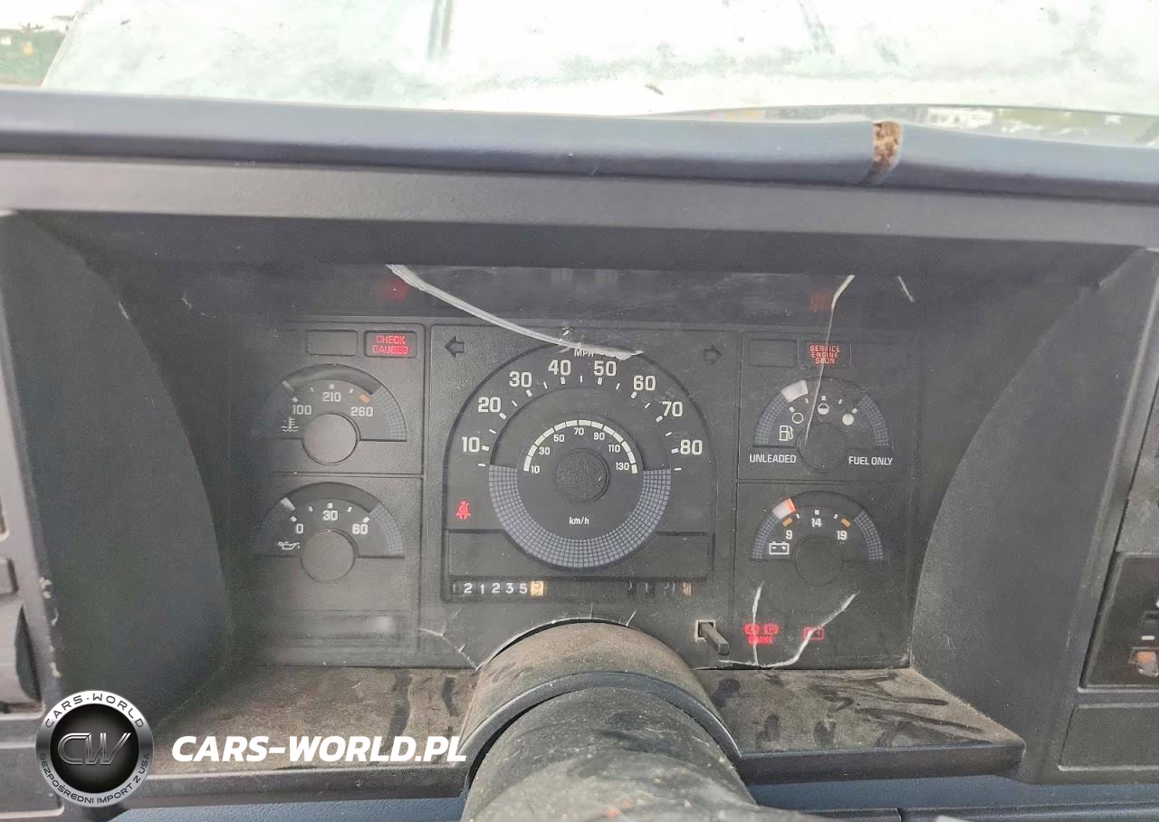 1988 Chevrolet Gmt-400 C2500 VIN:1GCFC24Z1JZ330569 - 9