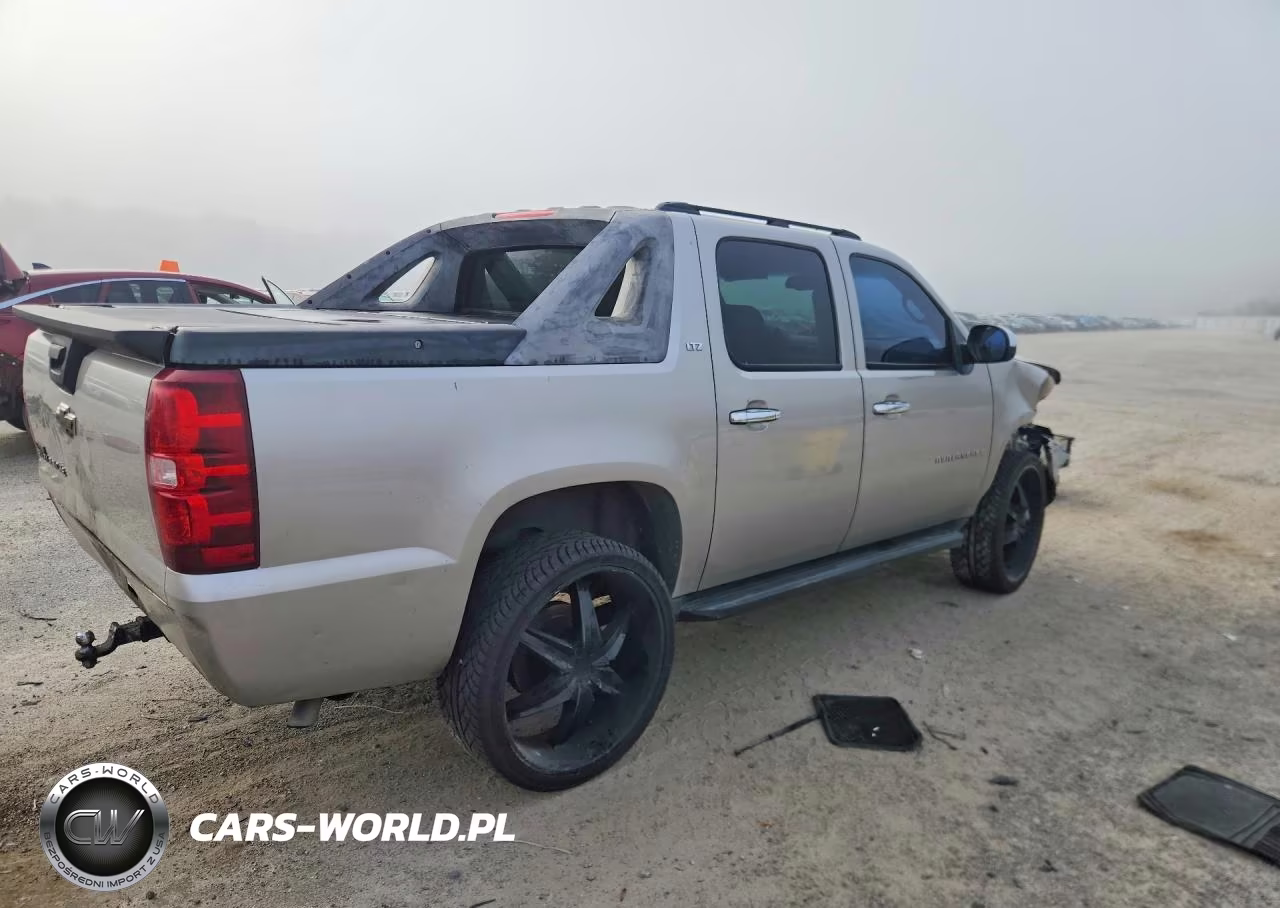 2007 Chevrolet Avalanche C1500 VIN:3GNEC12J37G286318 - 3
