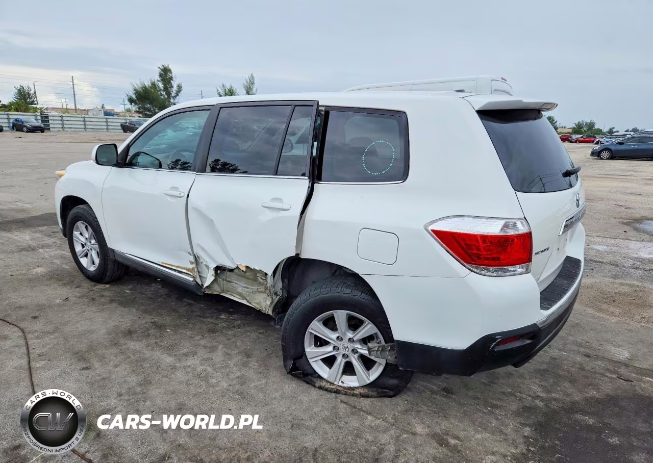 2011 Toyota Highlander Base VIN:5TDZK3EH6BS049723 - 2
