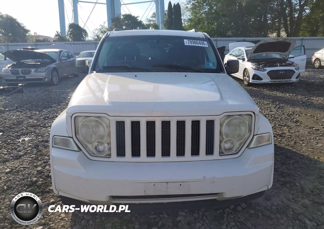 2010 Jeep Liberty Sport VIN:1J4PN2GK1AW160223 - 5