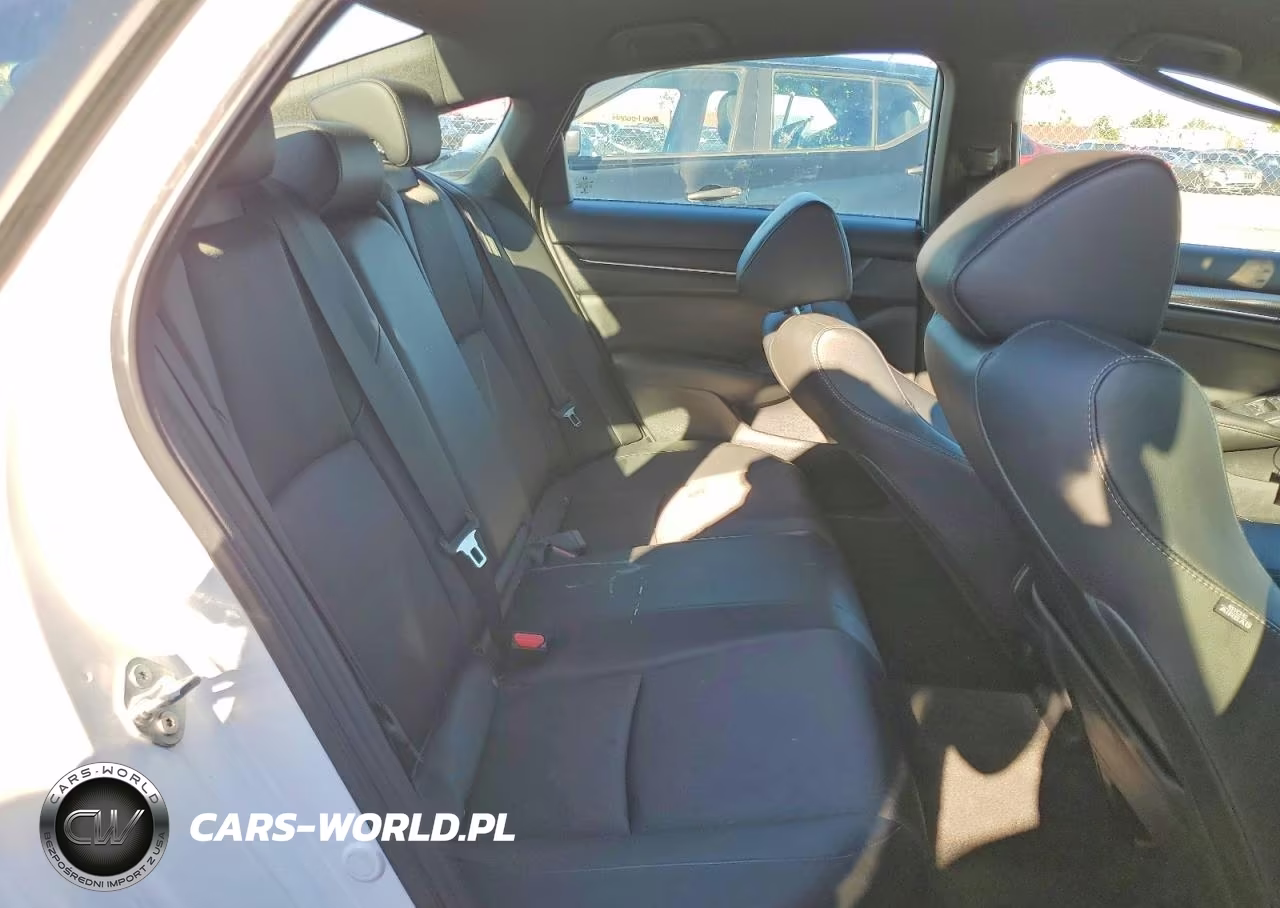 2022 Honda Accord Sport VIN:1HGCV1F3XNA119327 - 10