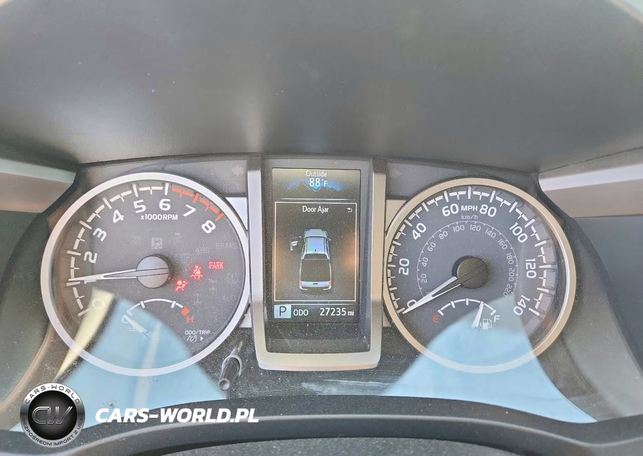 2023 Toyota Tacoma Sr5 V6 VIN:3TYCZ5AN8PT177241 - 9