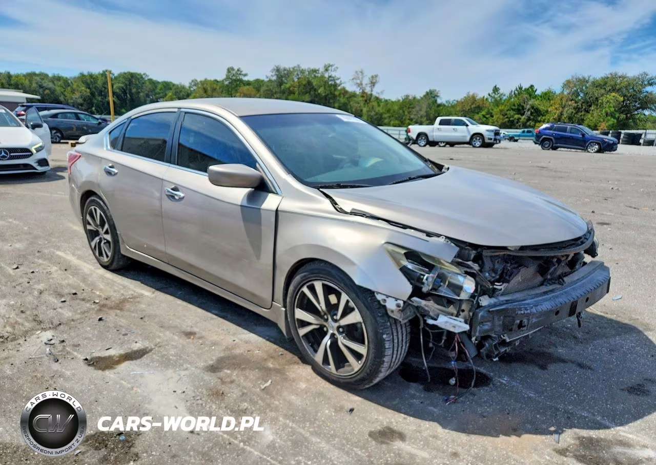 2013 Nissan Altima 2.5 VIN:1N4AL3AP8DC138551 - 4