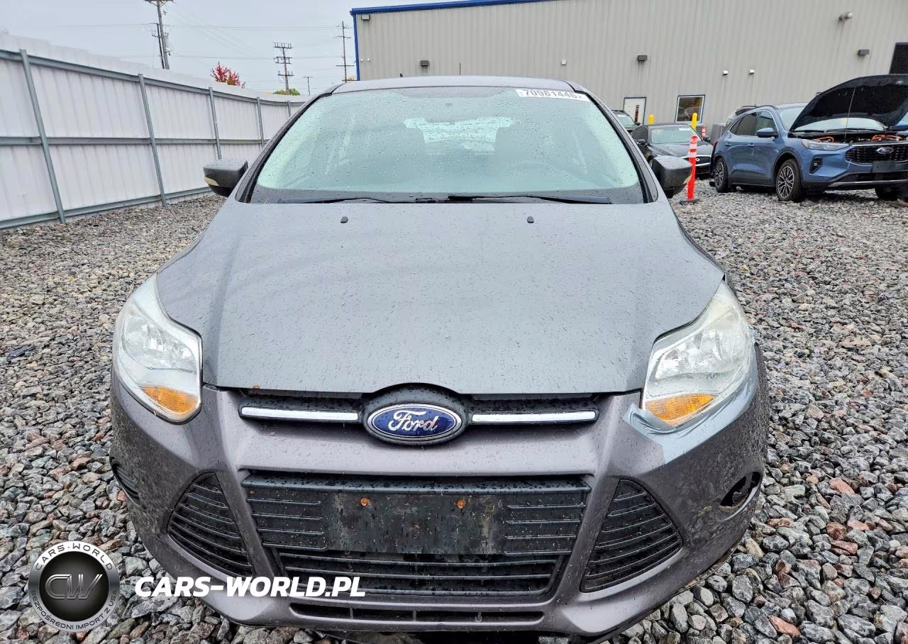 2014 Ford Focus Se VIN:1FADP3K21EL271044 - 5