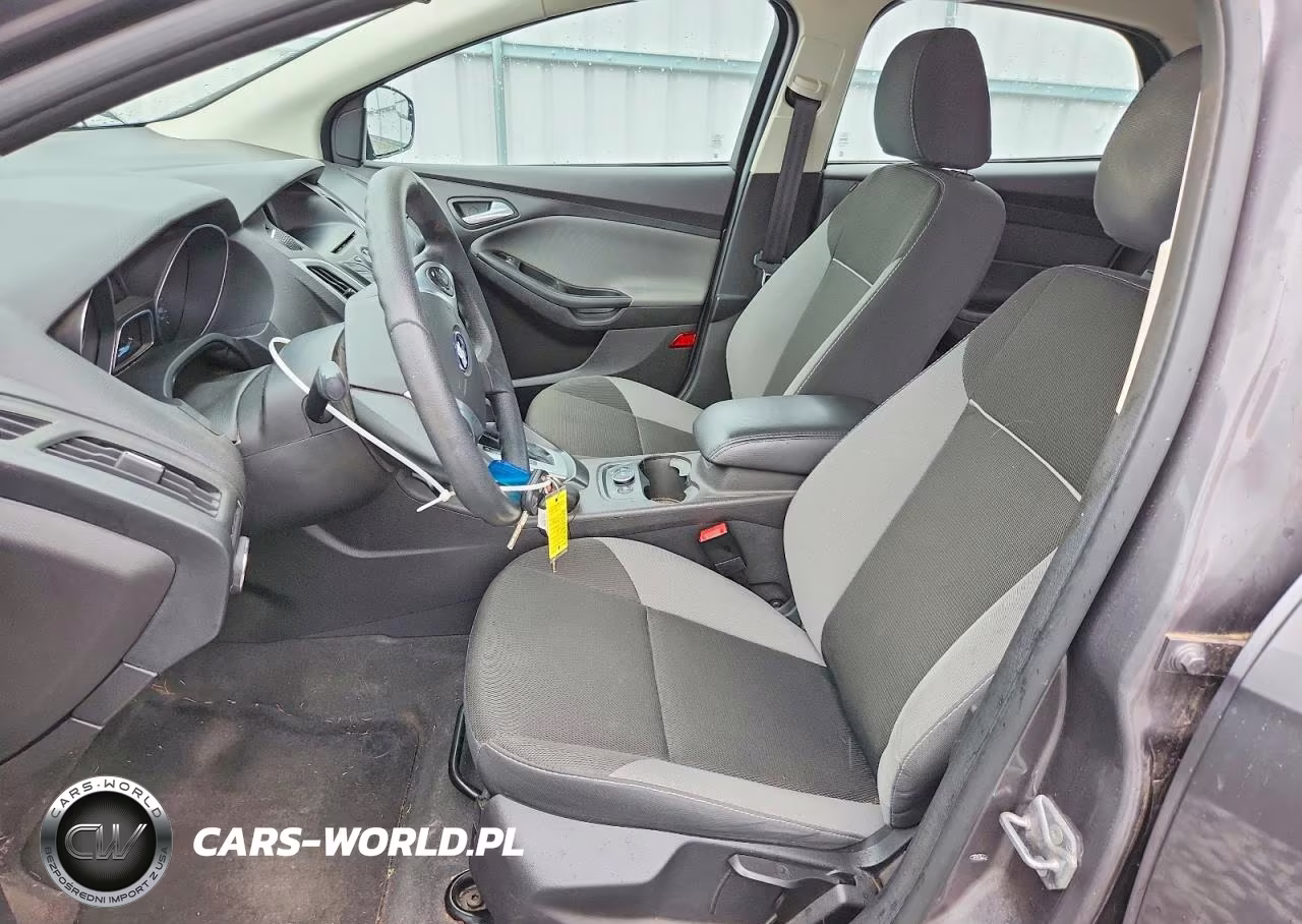 2014 Ford Focus Se VIN:1FADP3K21EL271044 - 7