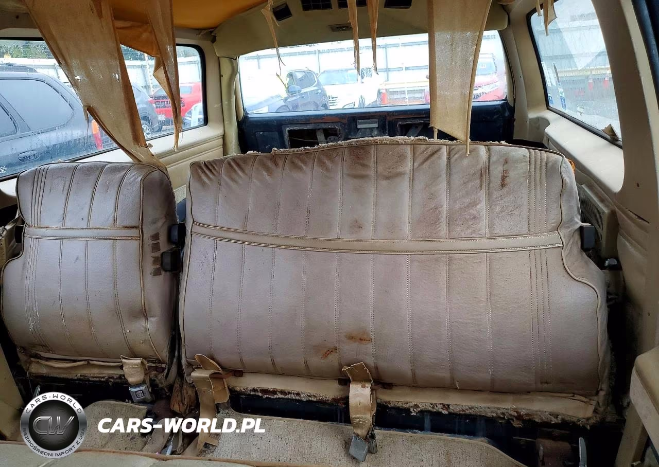 1982 GMC Suburban K1500 VIN:1G5FK16C4CF511294 - 10