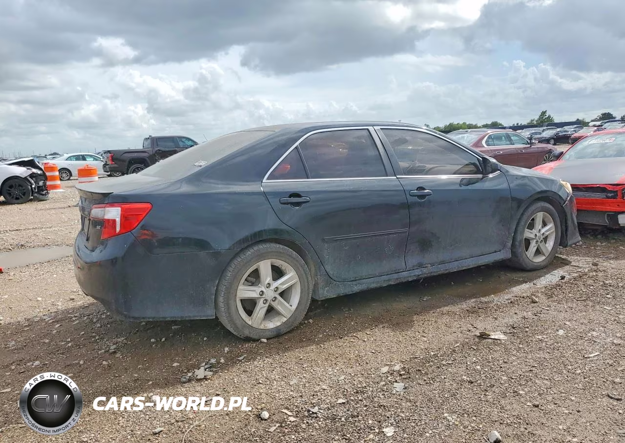 2014 Toyota Camry Se VIN:4T1BF1FK1EU356572 - 3