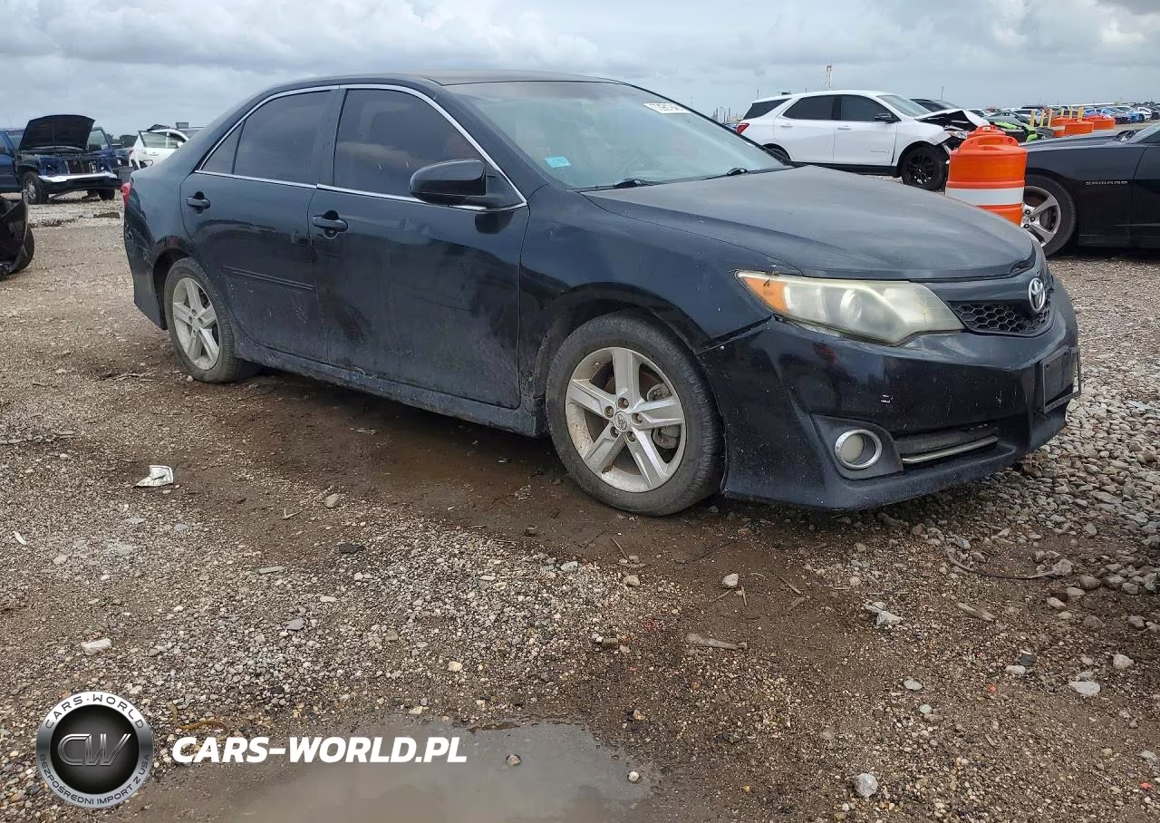 2014 Toyota Camry Se VIN:4T1BF1FK1EU356572 - 4