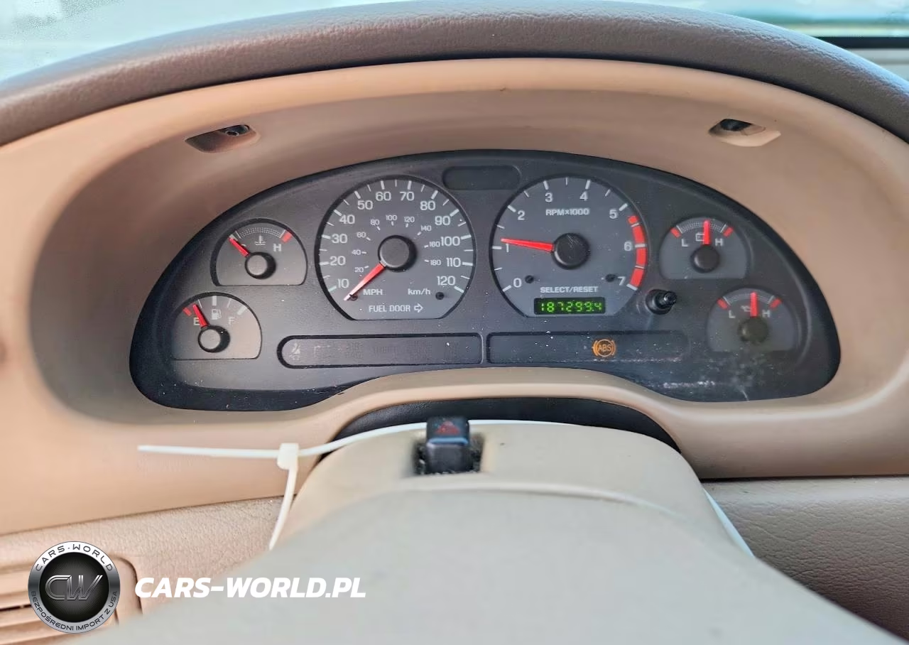 2002 Ford Mustang VIN:1FAFP44432F188240 - 9