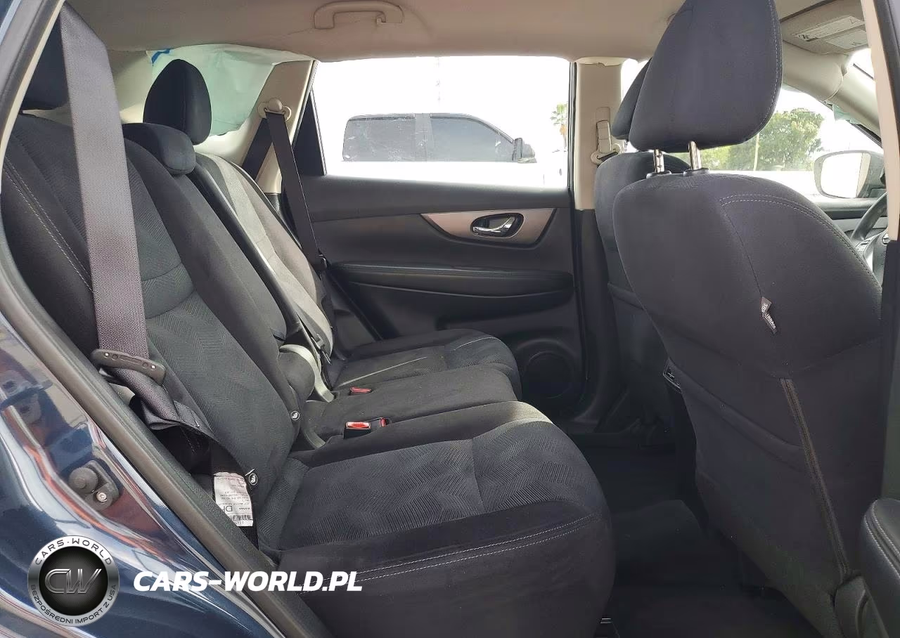 2016 Nissan Rogue S VIN:JN8AT2MTXGW001678 - 11