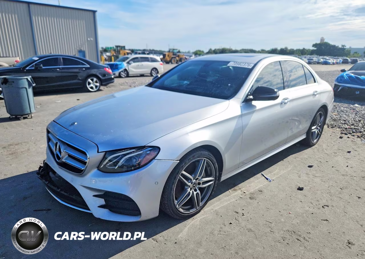 2018 Mercedes-Benz E 300 VIN:WDDZF4JB3JA443855 - 1