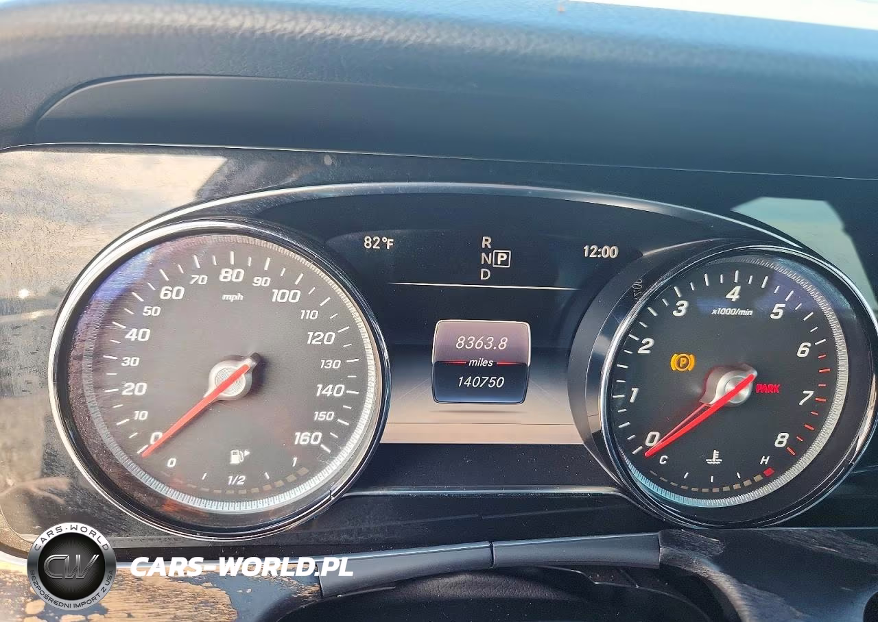 2018 Mercedes-Benz E 300 VIN:WDDZF4JB3JA443855 - 9