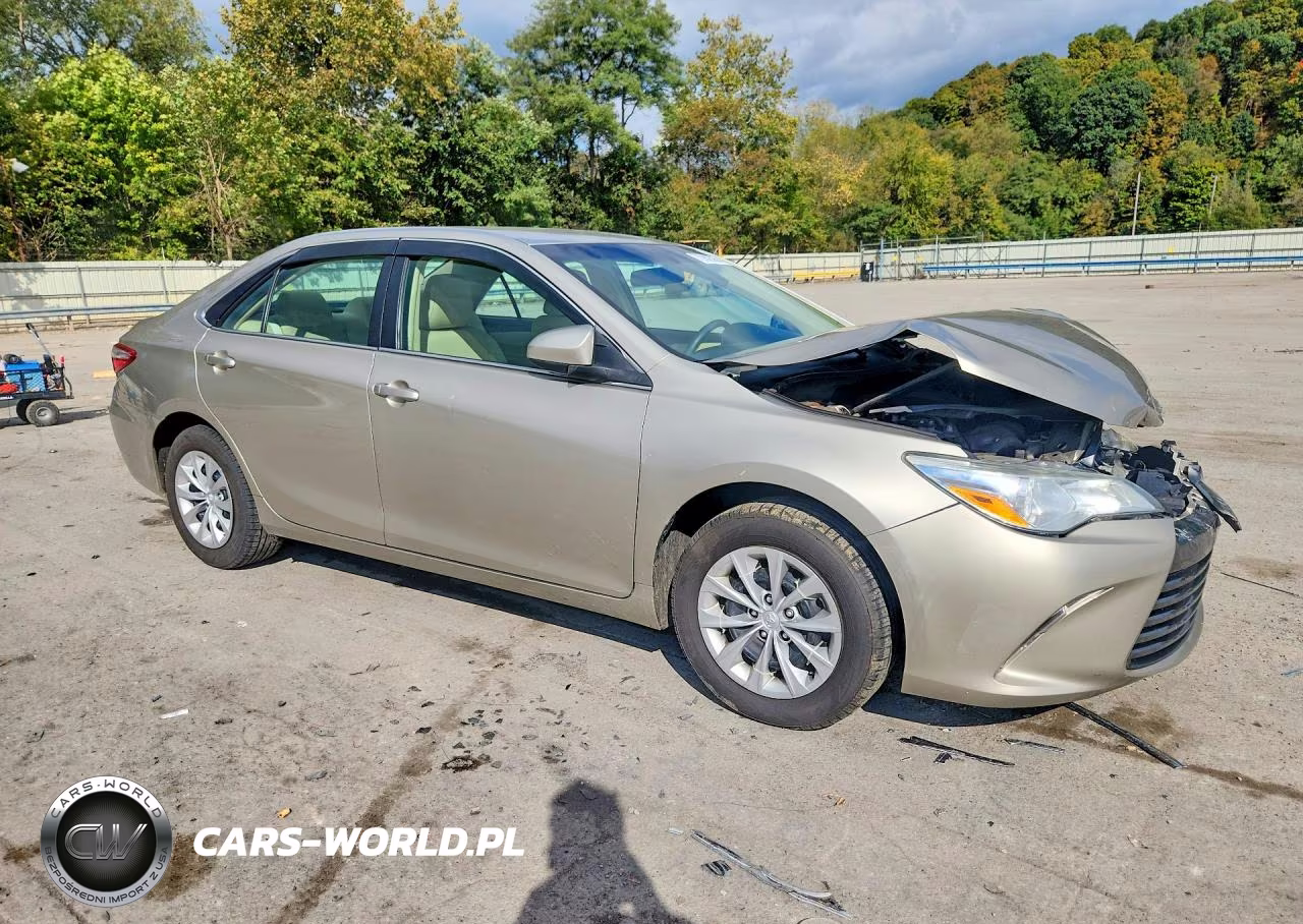 2015 Toyota Camry Le VIN:4T4BF1FK2FR485377 - 4