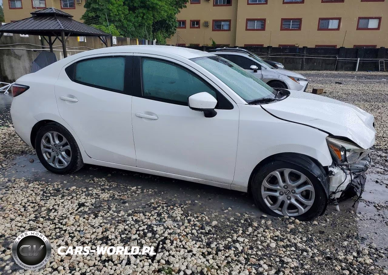 2016 Scion Ia Base VIN:3MYDLBZV4GY101952 - 4