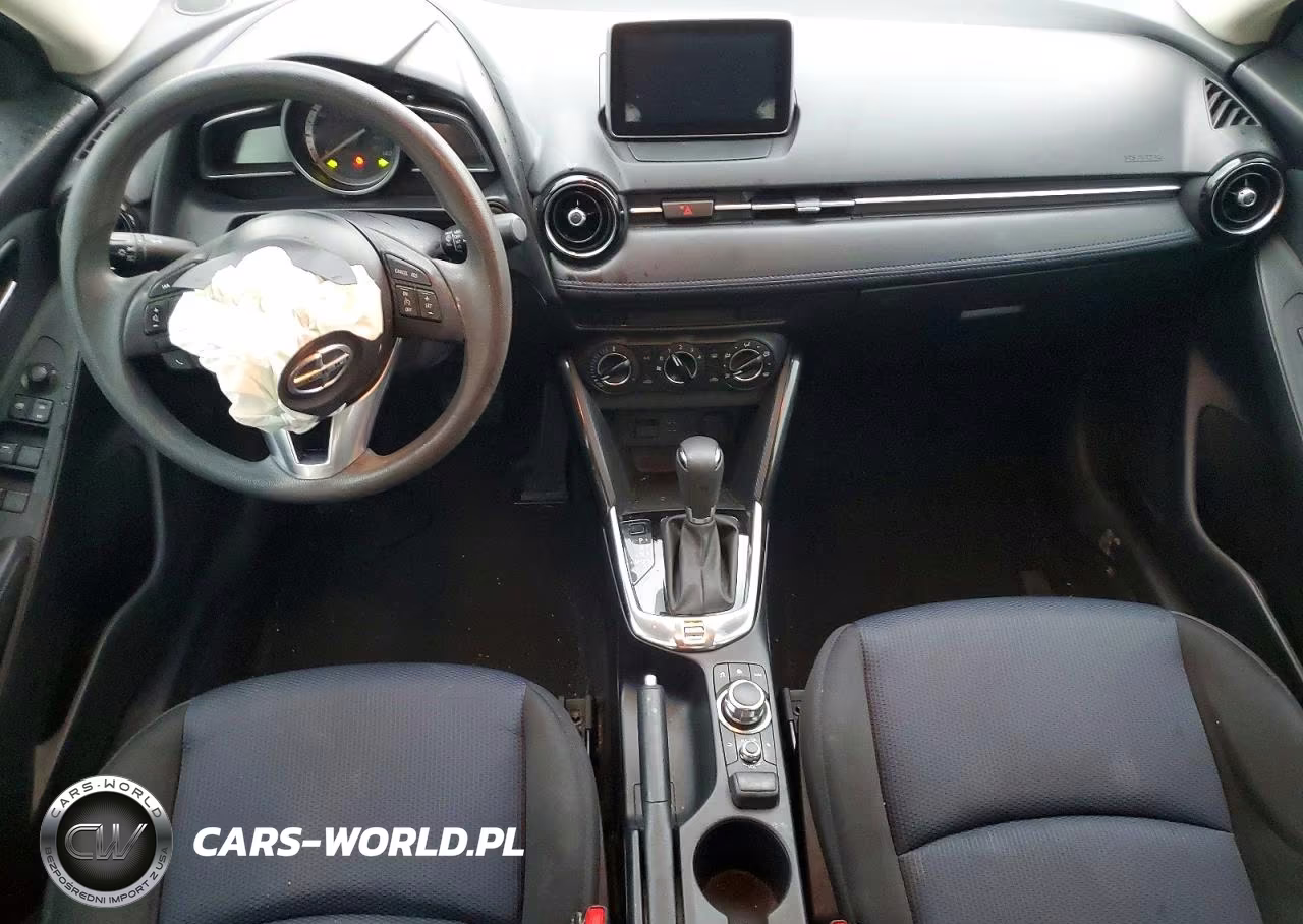 2016 Scion Ia Base VIN:3MYDLBZV4GY101952 - 8