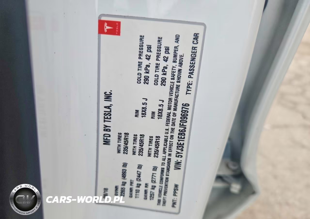 2018 Tesla Model 3 VIN:5YJ3E1EB6JF096976 - 12