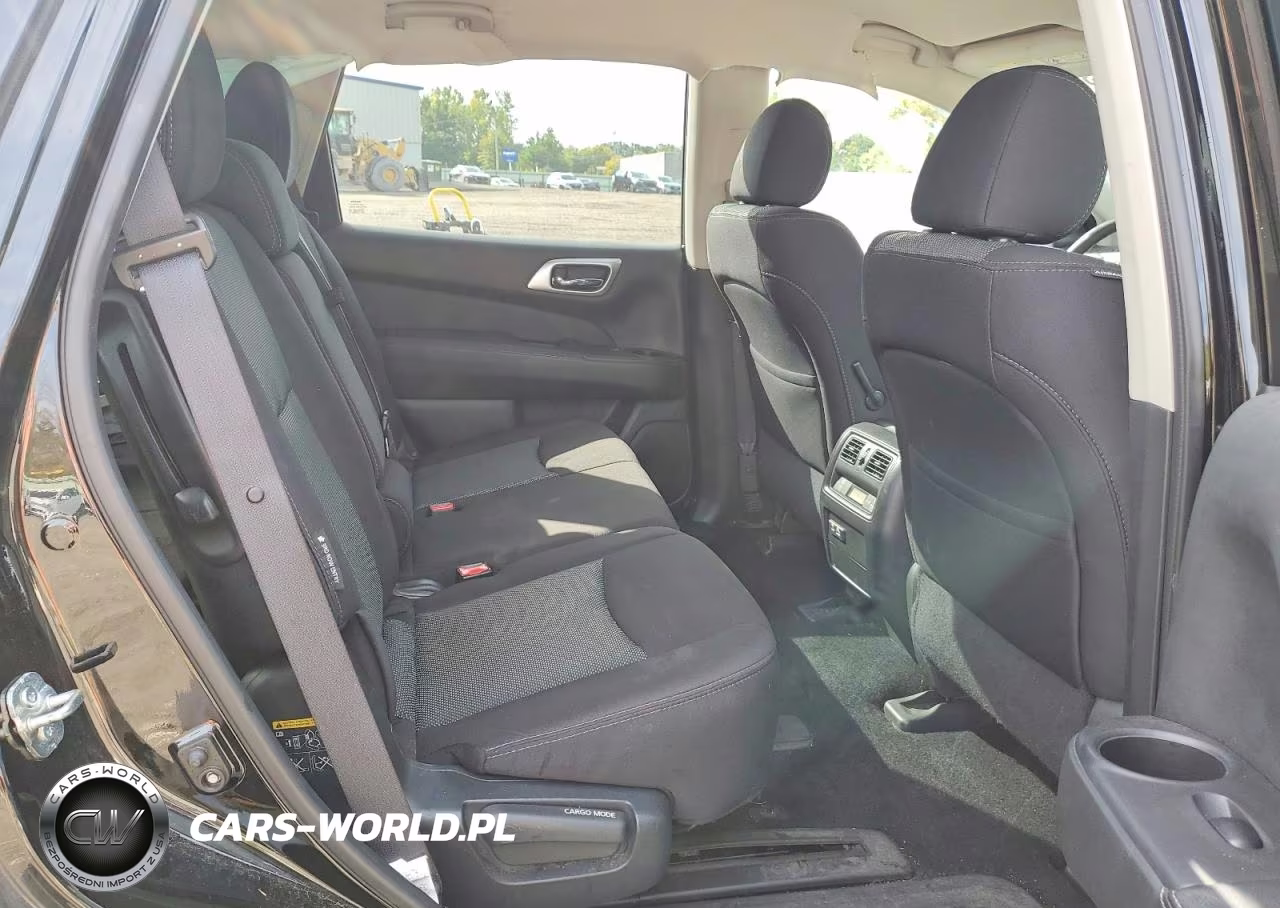 2020 Nissan Pathfinder S VIN:5N1DR2AM2LC576272 - 11
