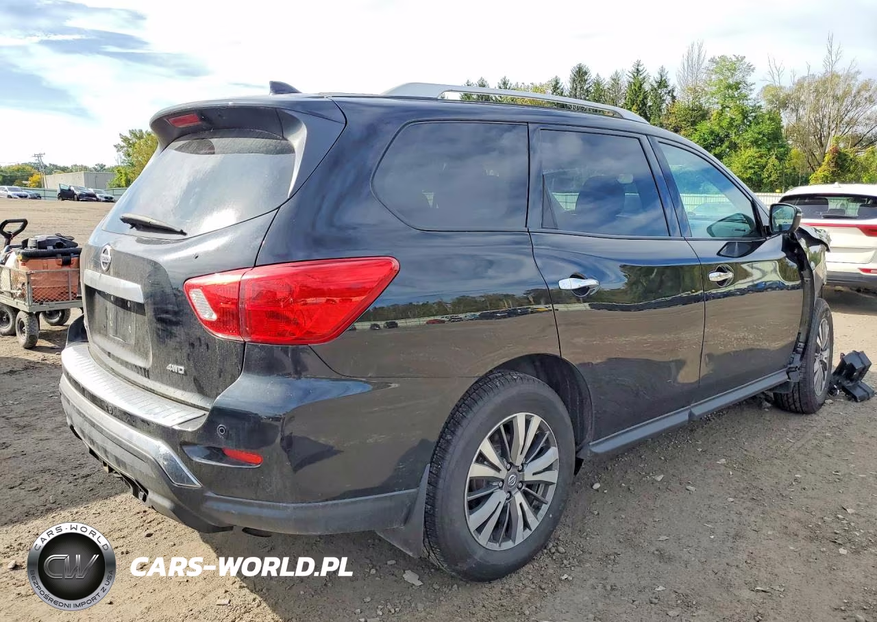 2020 Nissan Pathfinder S VIN:5N1DR2AM2LC576272 - 3