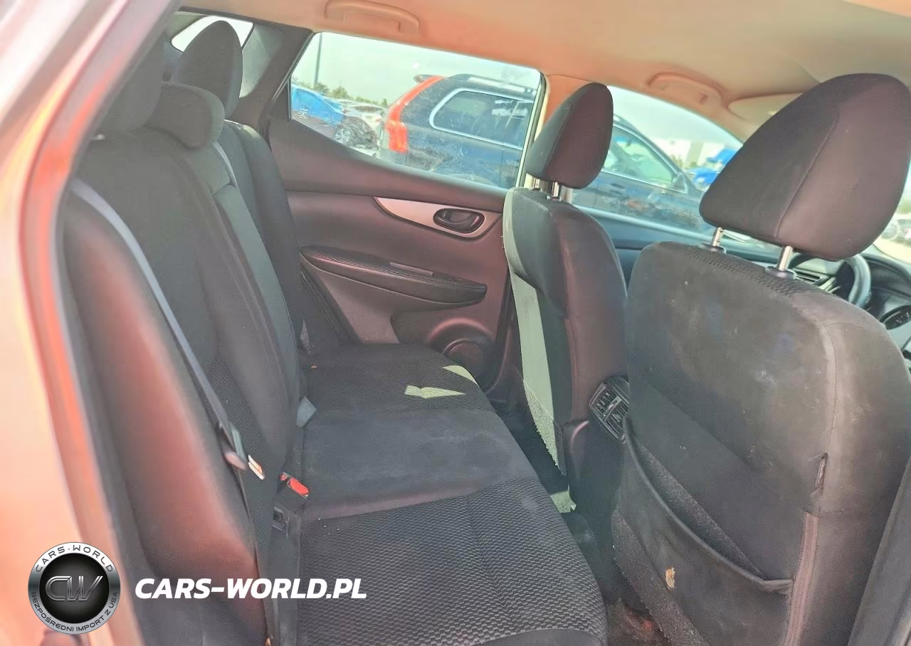 2018 Nissan Rogue Sport S VIN:JN1BJ1CP8JW155062 - 11
