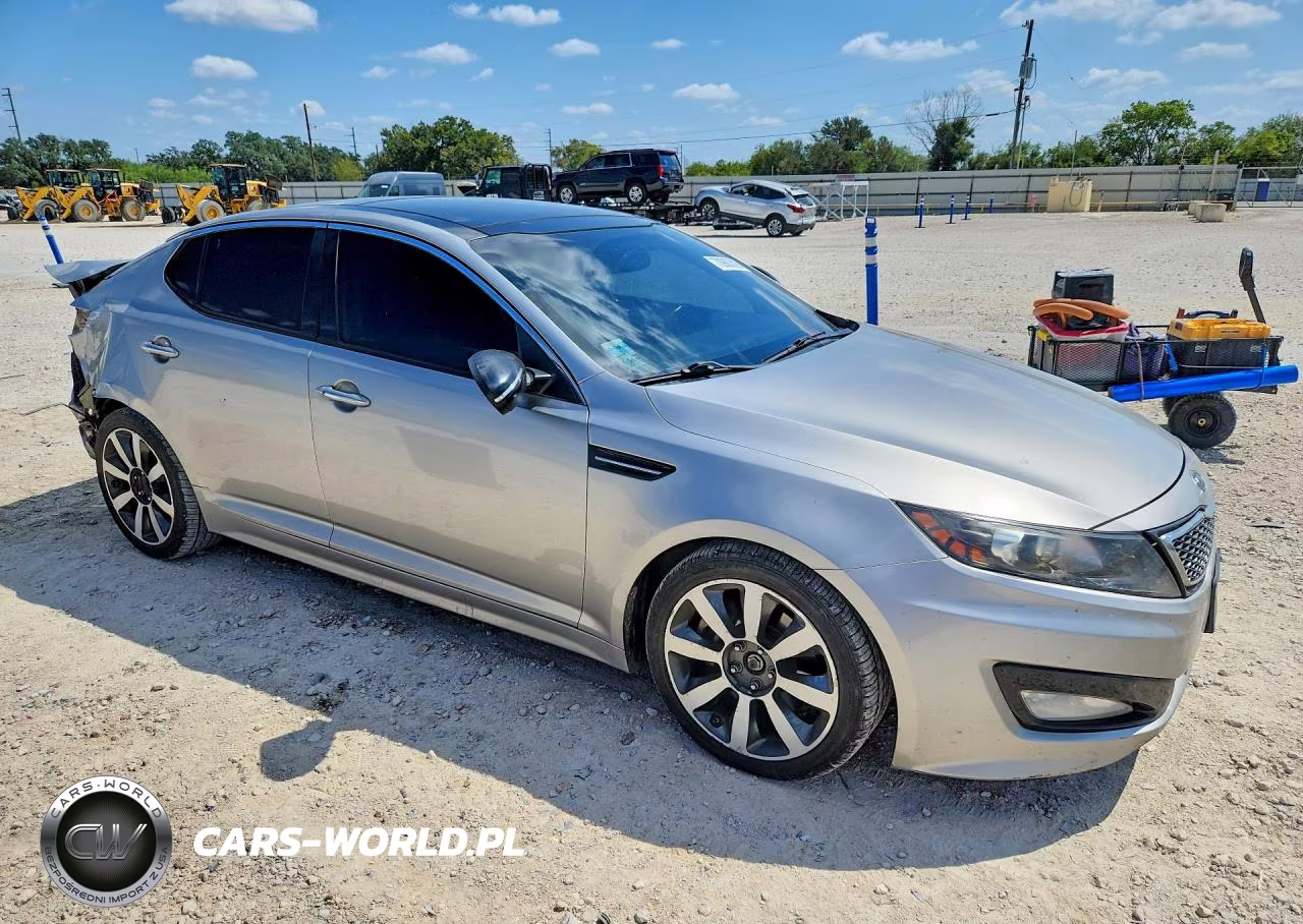 2012 Kia Optima Sx VIN:5XXGR4A68CG025407 - 4