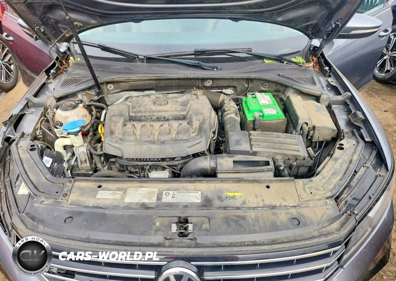 2018 Volkswagen Passat S VIN:1VWAA7A35JC045676 - 11