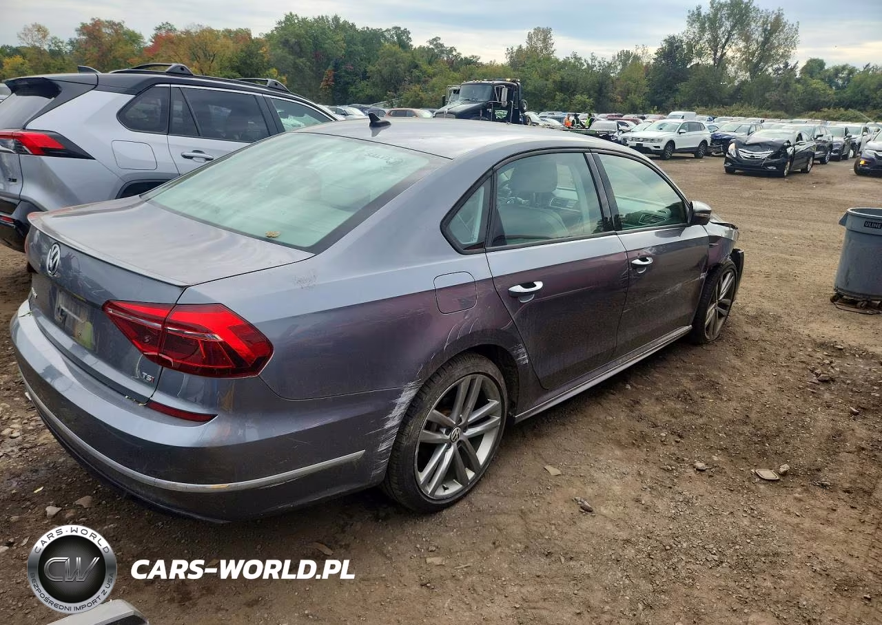 2018 Volkswagen Passat S VIN:1VWAA7A35JC045676 - 3