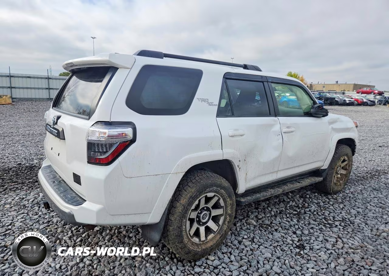 2021 Toyota 4Runner Trd Off-Road VIN:JTEPU5JR5M5936942 - 3