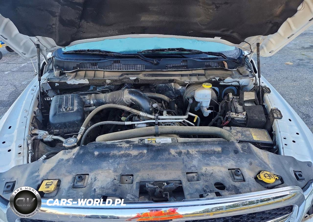 2022 Ram 1500 Classic Tradesman VIN:3C6RR6KTXNG172425 - 11