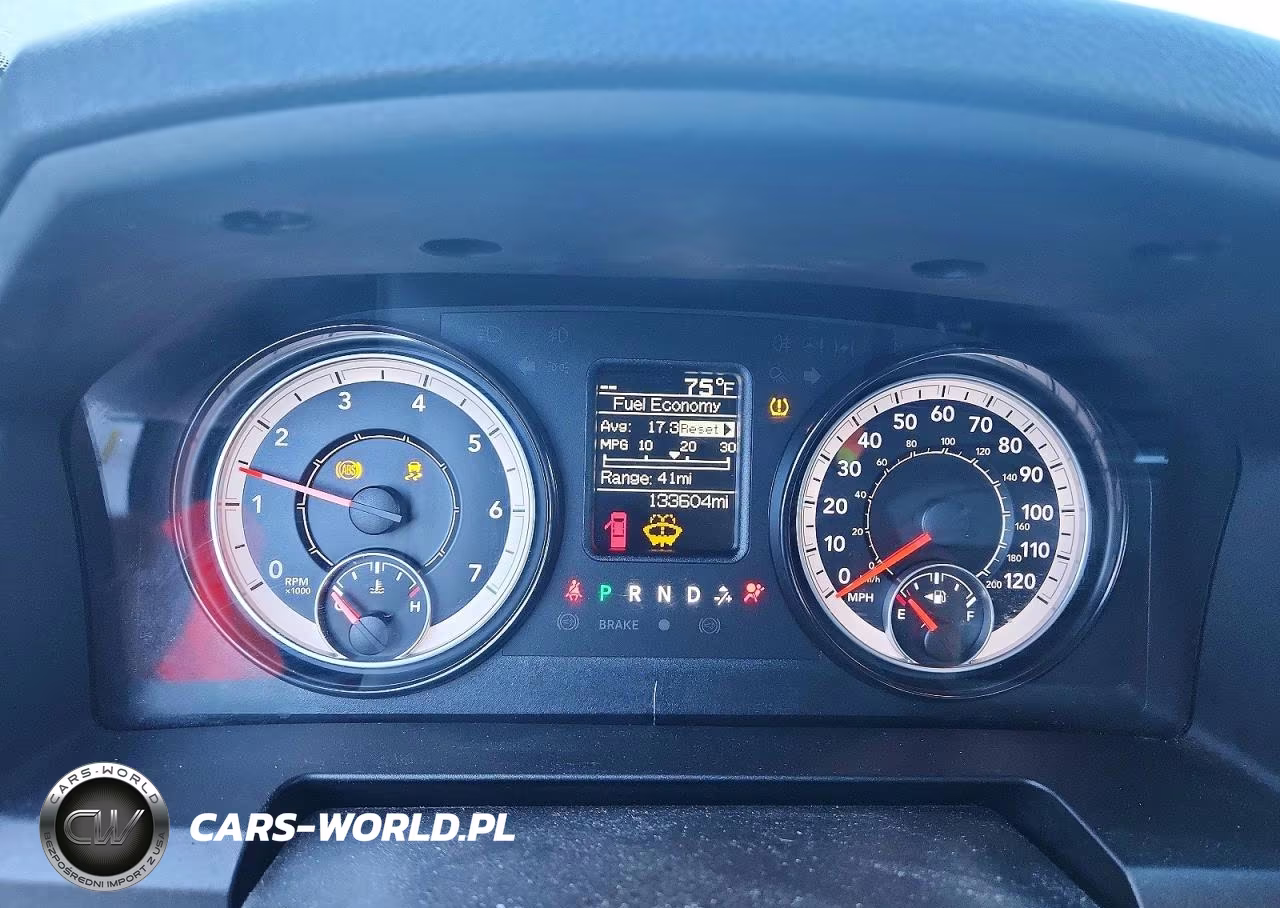2022 Ram 1500 Classic Tradesman VIN:3C6RR6KTXNG172425 - 9